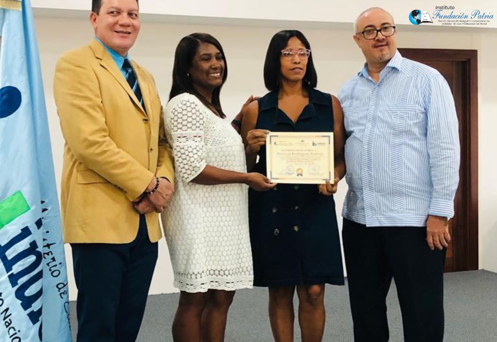 curso instituto fundacion patria puerto plata